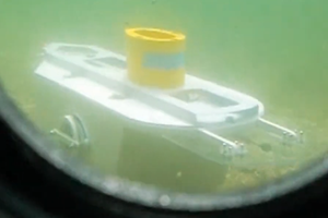 DIY Modell U-Boot 'SubMarine' unter Wasser gefilmt