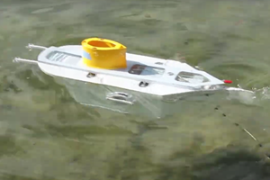 Die 'SubMarine' bei maximaler Überwasserfahrt und dynamischem Tauchversuch